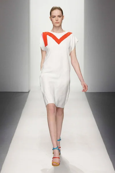 Look 33